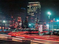 Trg Republike (današnji Trg bana Jelačića) oko 1965. godine. Noćna panorama (C).jpg
